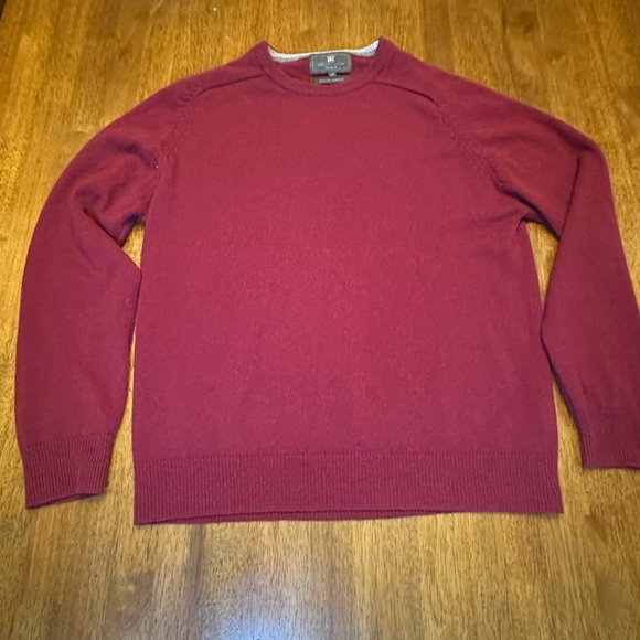 Mark & Spencer 100% Lambswool Classic Red Crew Neck Sweater - Picture 2 of 6